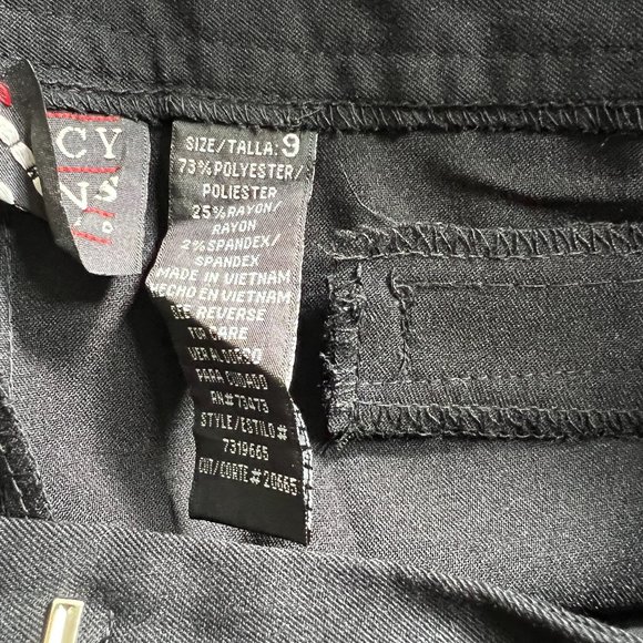 📌Tracy Evans Timeless Black Dress Shorts - Picture 11 of 13